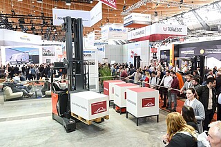 Automatyczne wózki widłowe na LogiMAT 2024.